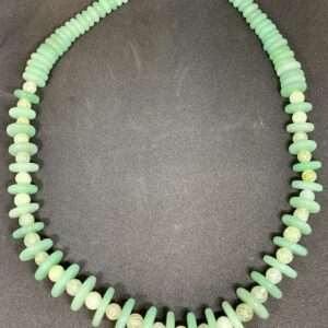 Aventurine& carved Jade - Jewellery Unique - Larissa  Hale
