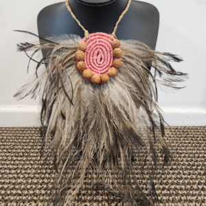 necklace with emu feathers & Quandong seeds - Jewellery Unique - Fiona Martich