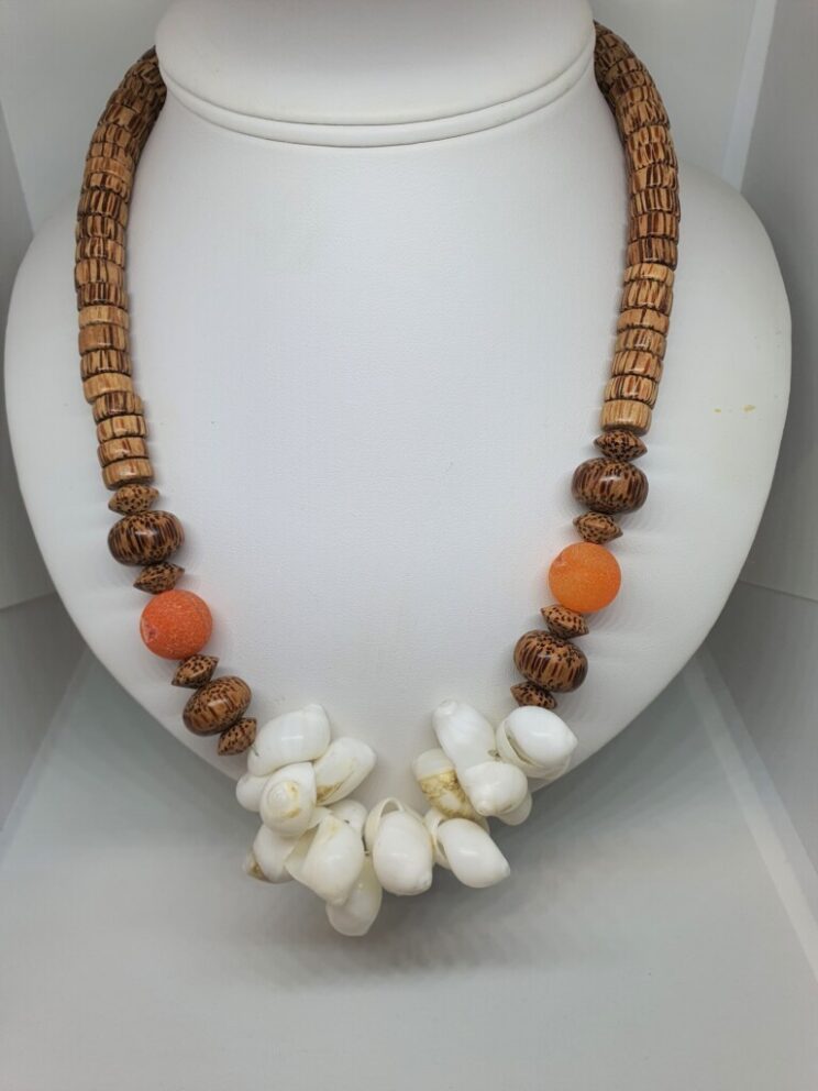 Coconut Wood & Shell - Jewellery Unique - Larissa  Hale