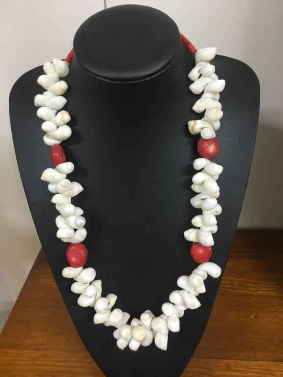 Necklace - Shell/Coral/Sterling Silver - Jewellery Unique - Larissa  Hale